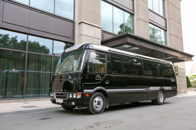 Thuê Xe Fuso Dcar Limousine 19 chỗ