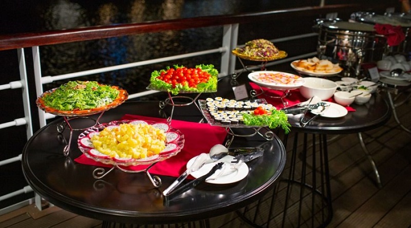 Du thuyền Hạ Long Jade Sails