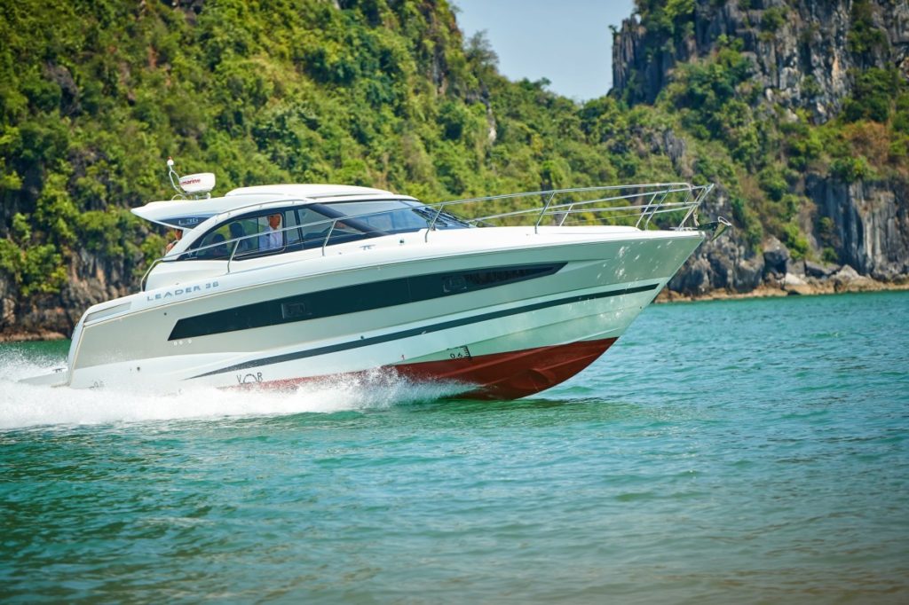 Cho thuê du thuyền cá nhân vịnh Hạ Long 