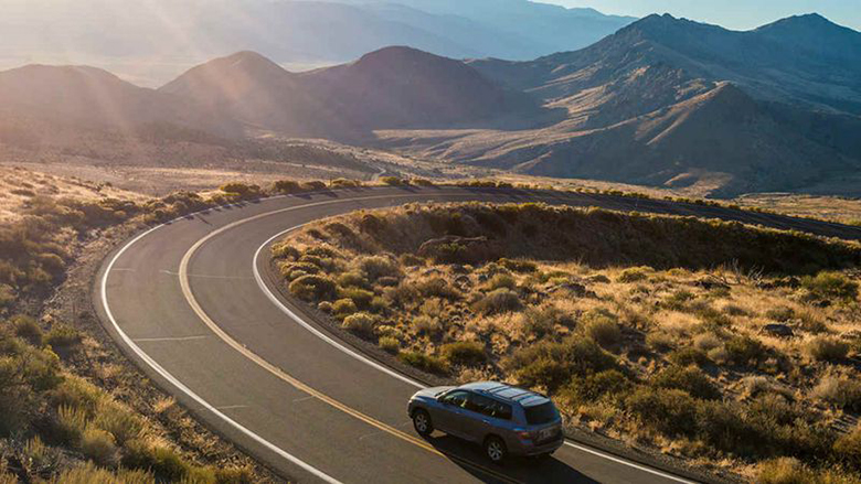 Cẩm nang lái xe ô tô an toàn trên mọi nẻo đường