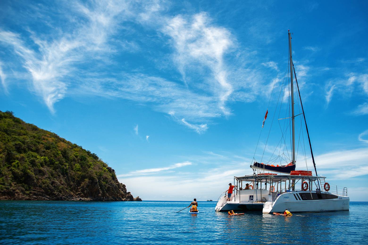 Du thuyền Nha Trang 5 sao Catamaran