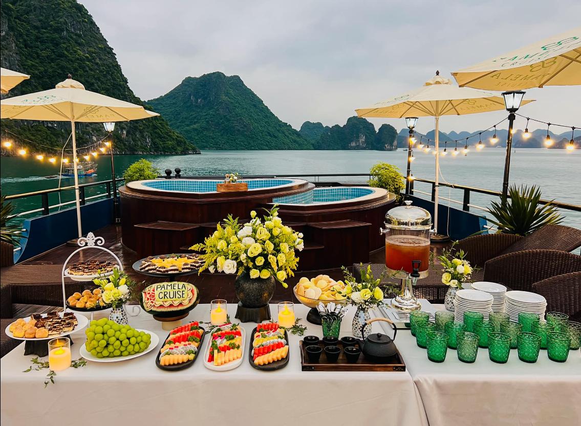 Du thuyền Pamela Hạ Long Cruise