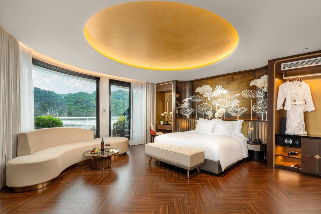 Siêu Du thuyền Sea Stars Hạ Long 2 Ngày 1 Đêm