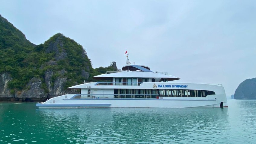 Du thuyền Hạ Long Symphony Cruise