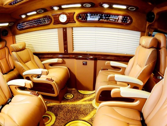 Thuê xe limousine dcar Hà Nội đi Hà Giang